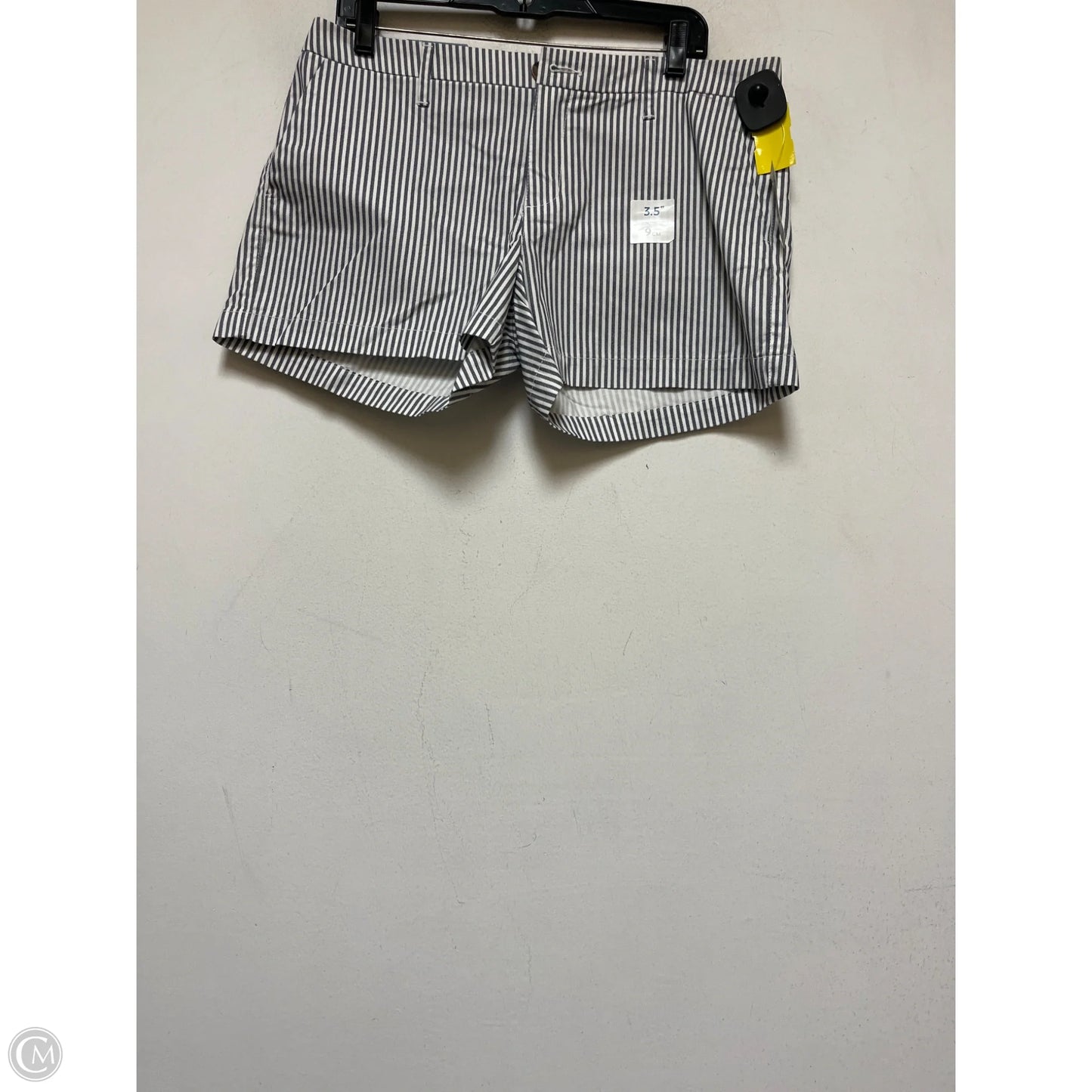 Shorts By Old Navy In Striped Pattern, Size: 10