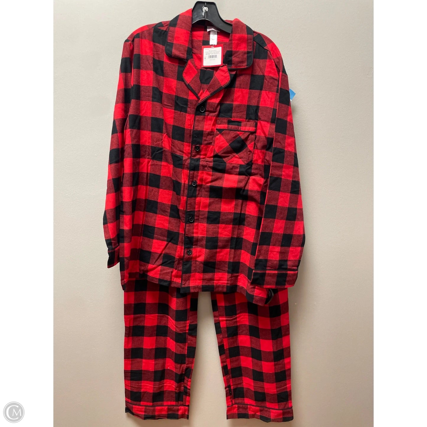 Pajamas 2pc By Clothes Mentor In Plaid Pattern, Size: M