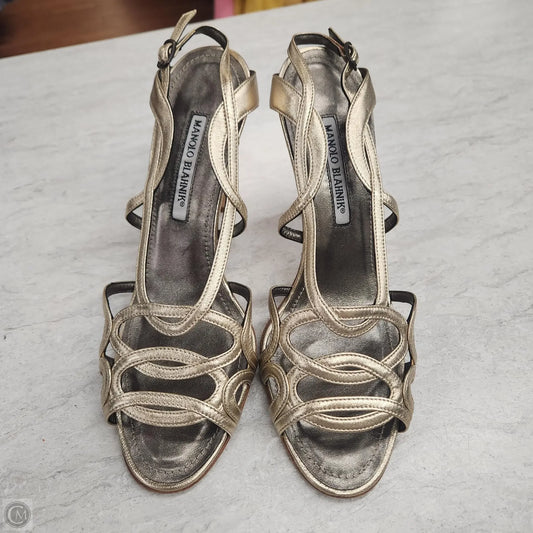 Shoes Luxury Designer By Manolo Blahnik In Gold, Size: 9.5
