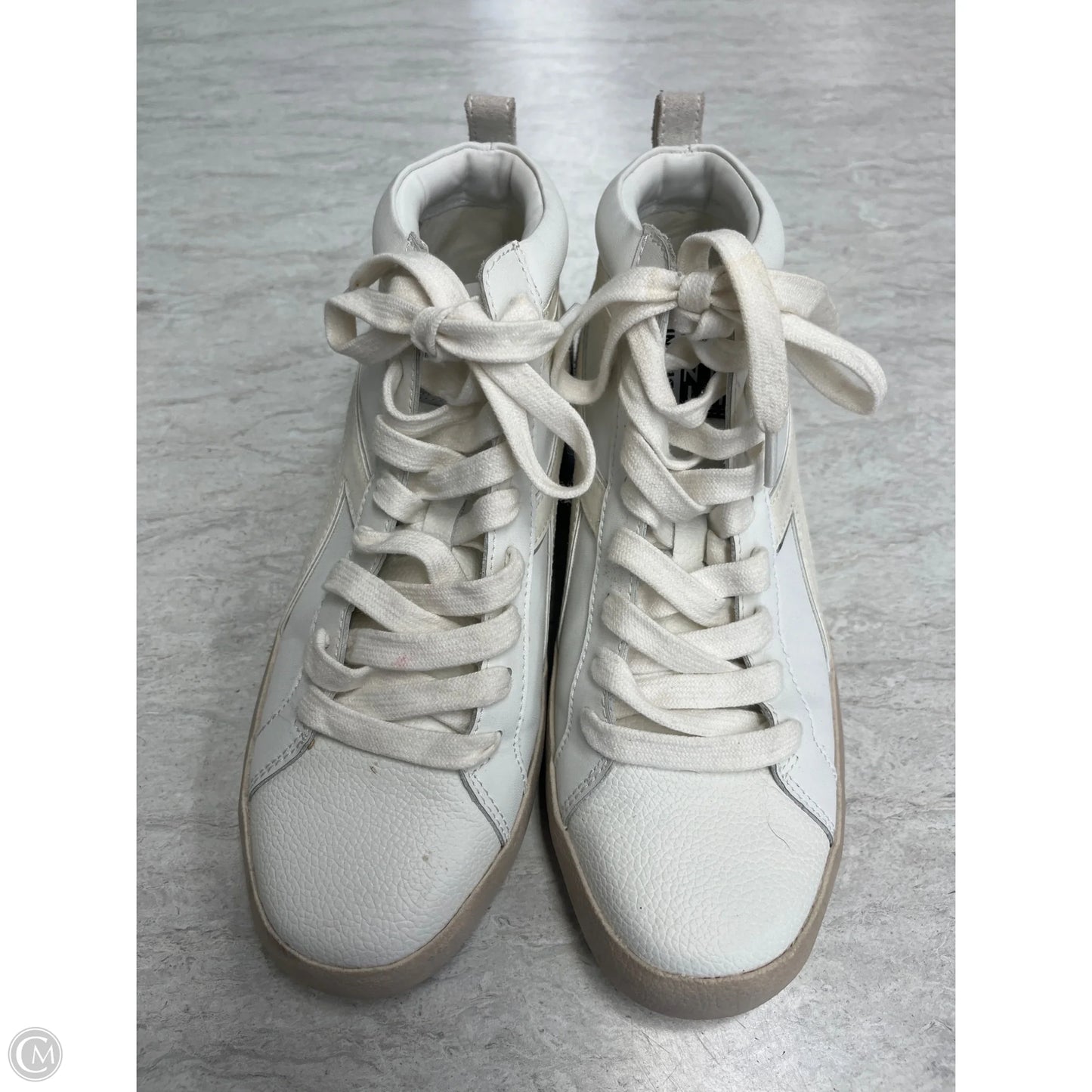 Shoes Sneakers By Gianni Bini In Cream, Size: 6.5