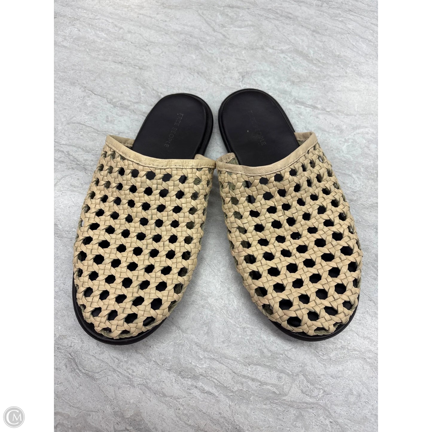 Shoes Flats By Free People In Cream, Size: 6