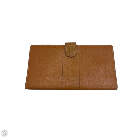 Wallet Luxury Designer By Fendi, Size: Medium
