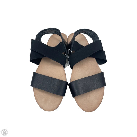 Sandals Flats By Universal Thread In Black, Size: 7