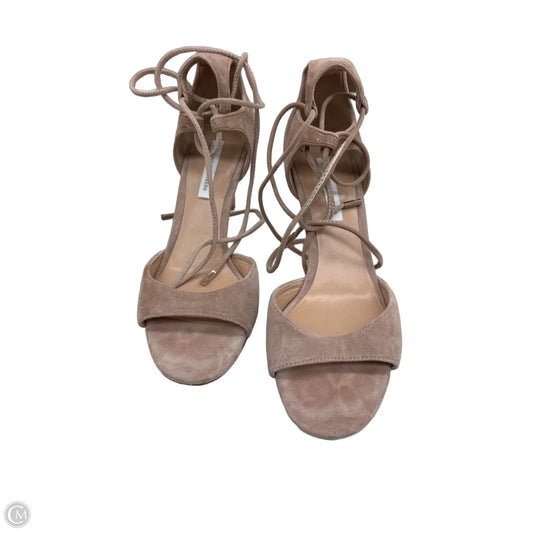 Shoes Designer By Diane Von Furstenberg In Taupe, Size: 9