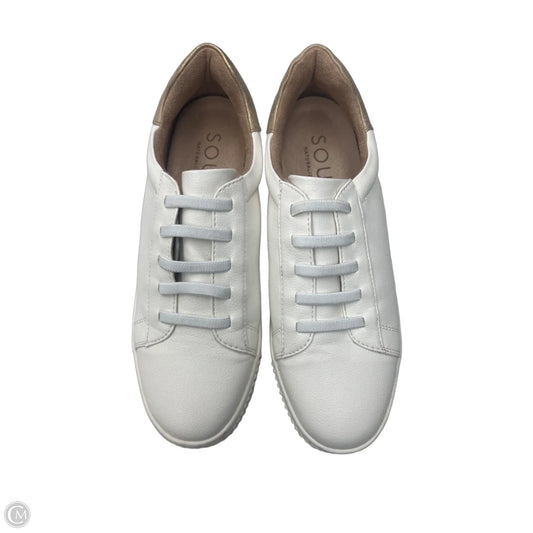 Shoes Sneakers By Naturalizer In White, Size: 9.5