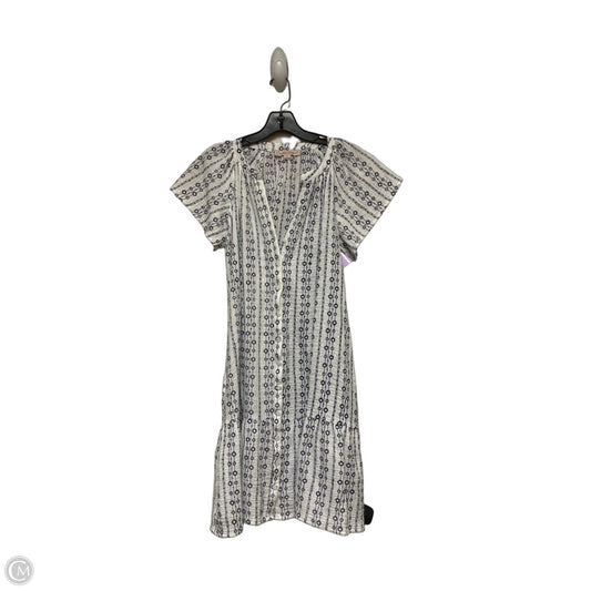 Dress Casual Short By Clothes Mentor In Blue & White, Size: S