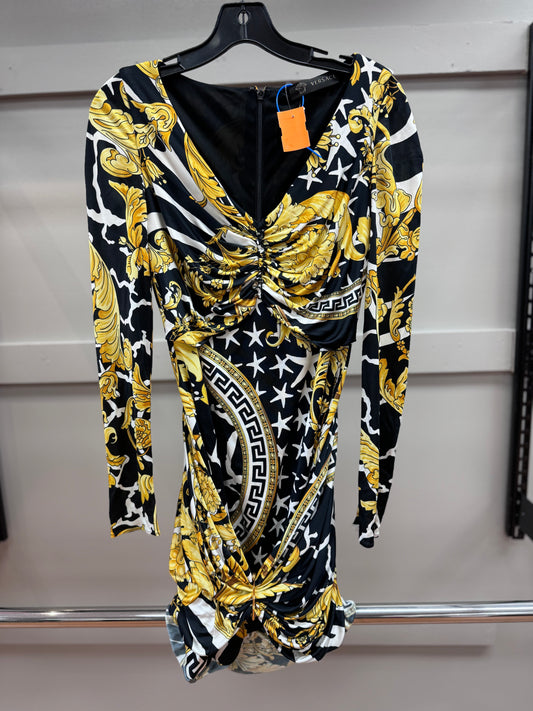 Dress Luxury Designer By Versace  Size: 6